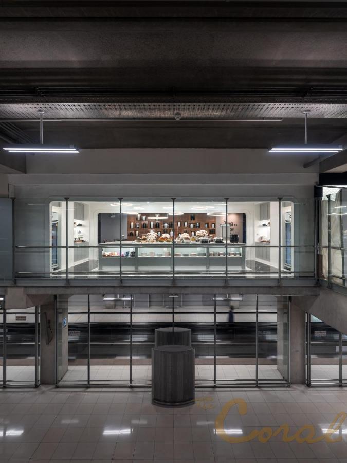 The Coral Finest Business Class And First Class Lounge Concourse D- Airport Lounge Service - International Transit Area - 6 Hours Stay Samut Prakan Exterior foto